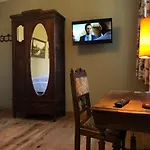 Anno 1848 Hotel
