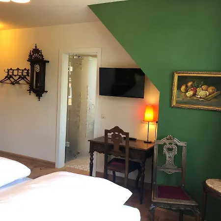 Anno 1848 Hotel Lindern