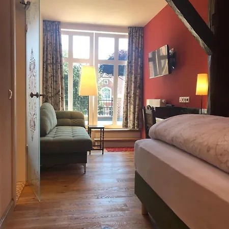 Anno 1848 Hotel 3*