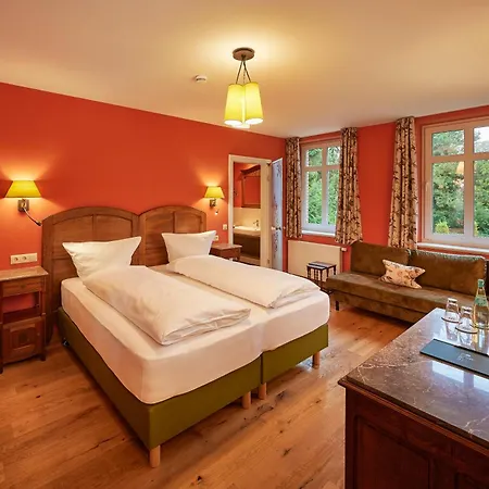 Anno 1848 Hotell