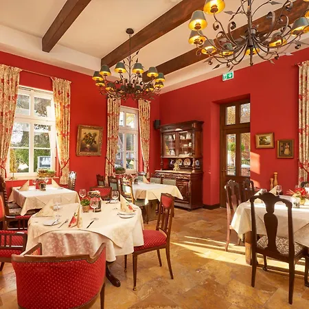 Hotel Anno 1848 3*