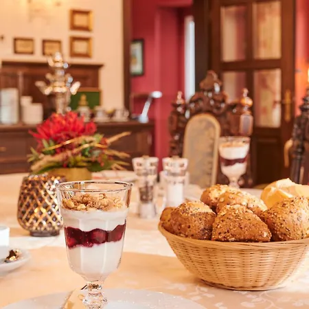 Anno 1848 Hotel Lindern